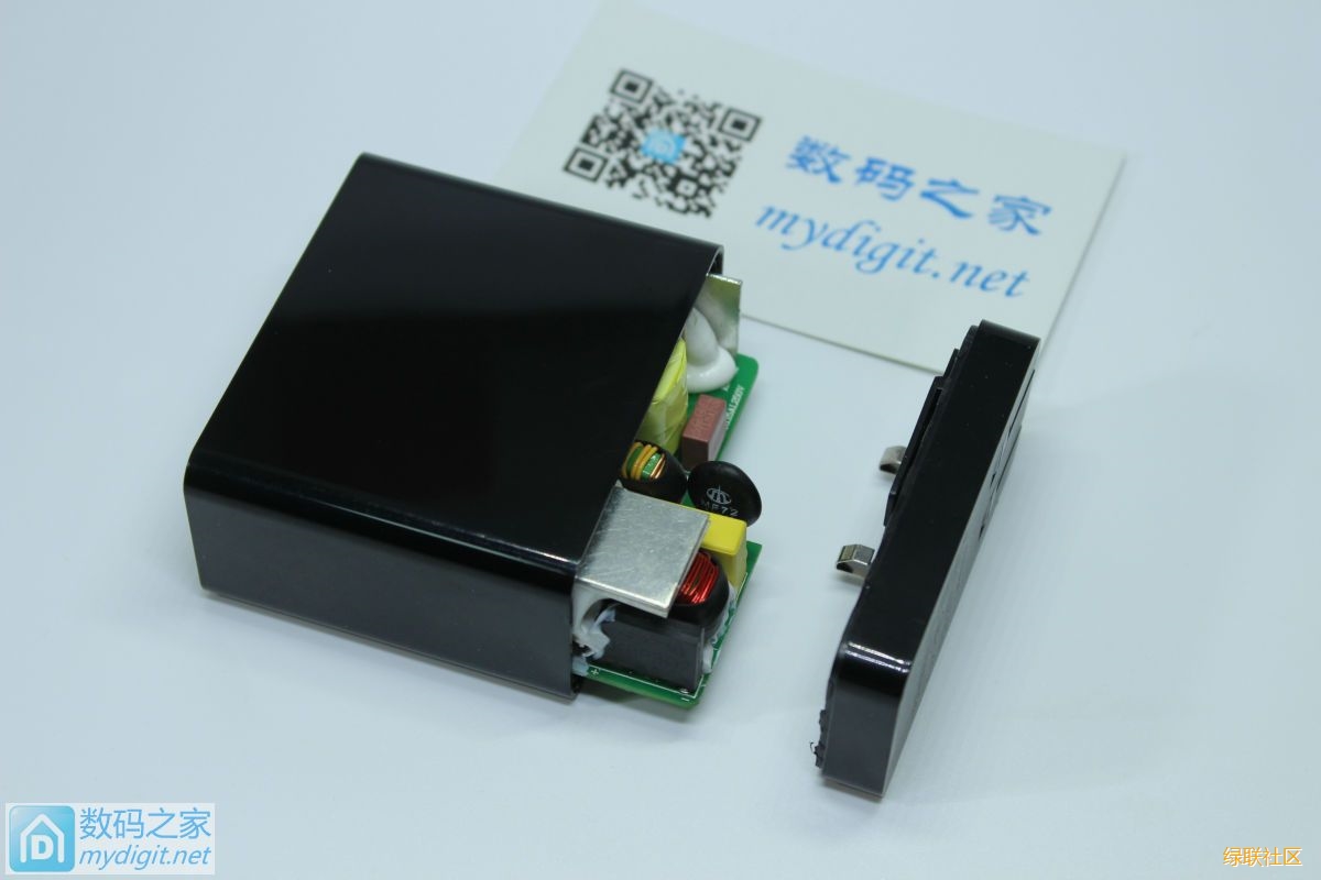 UGREEN巅峰娱乐官方网站-品质新体验,数码选巅峰娱乐官方网站